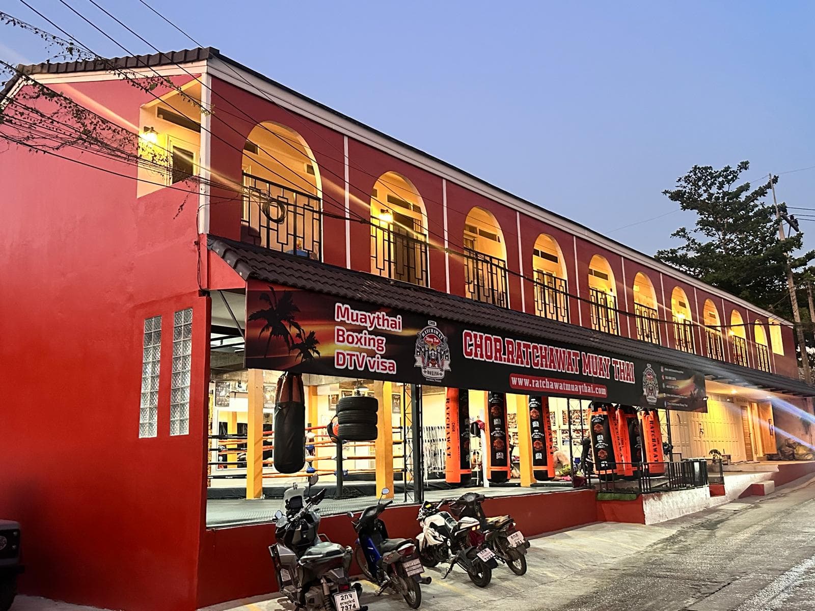Ratchawat Bo Phut gym, street gym near Fisherman's Village