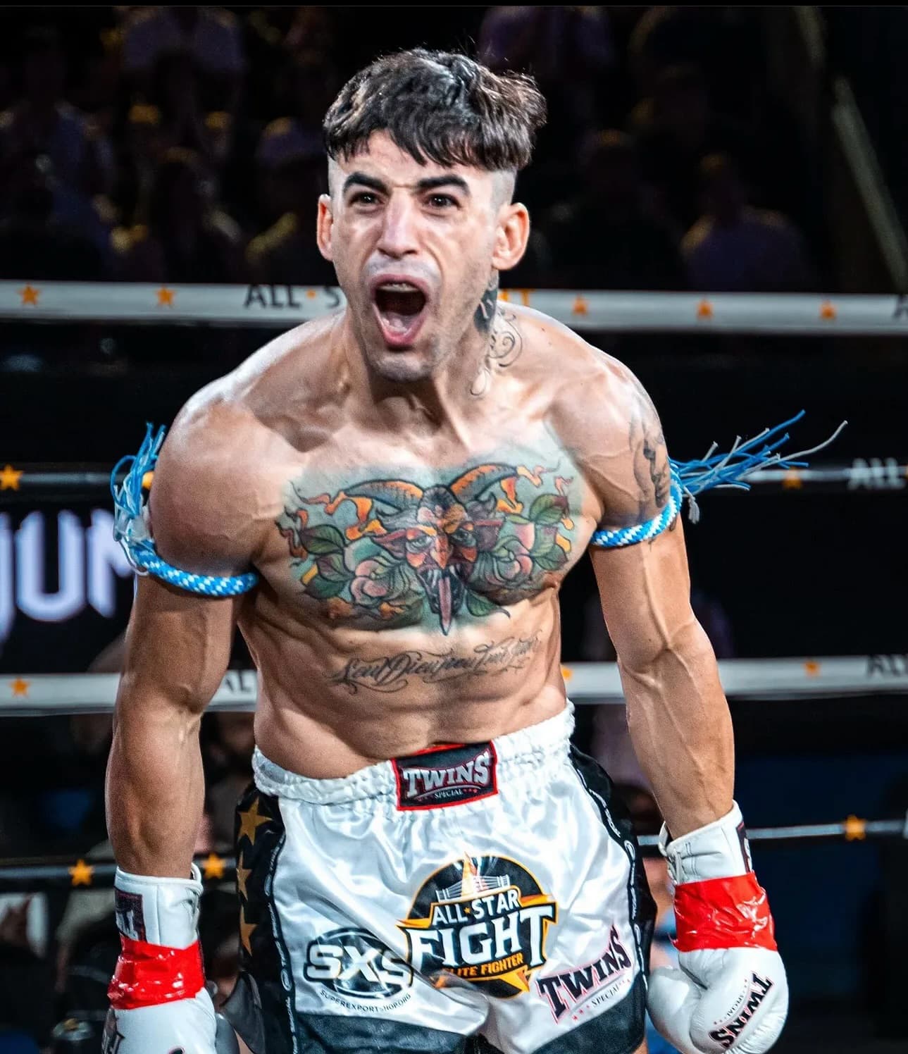 Ratchawat fighter program training at Plai Laem camp